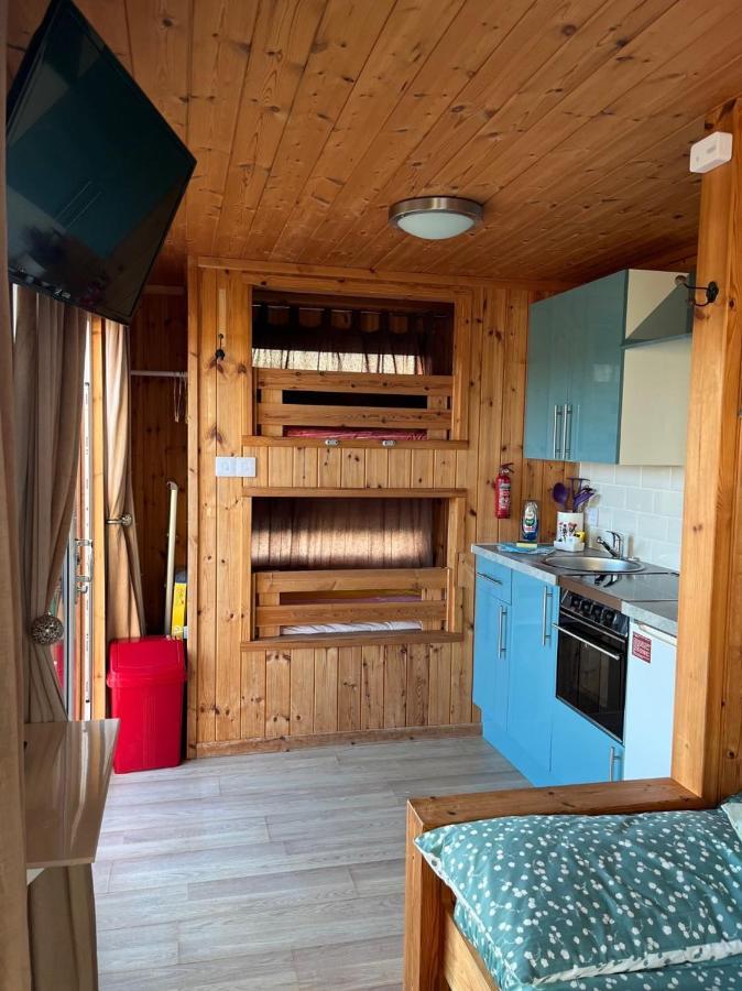 Cove Shepherds Hut Camping Penally